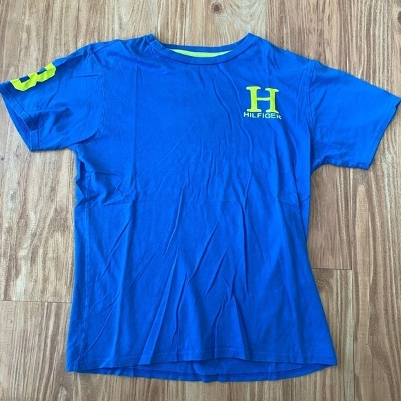 Tommy Hilfiger Other - Youth Retro Tommy Hilfiger T-Shirt